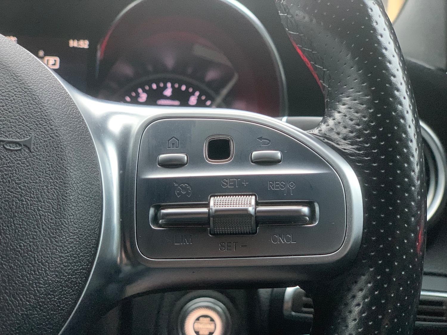 Used Mercedes-Benz C Class 2019 for sale - 76590665: Photo 21