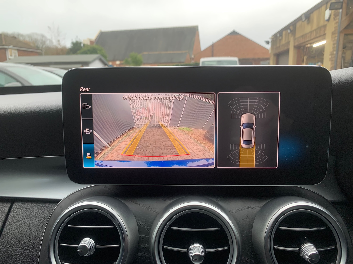 Used Mercedes-Benz C Class 2019 for sale - 76590665: Photo 22