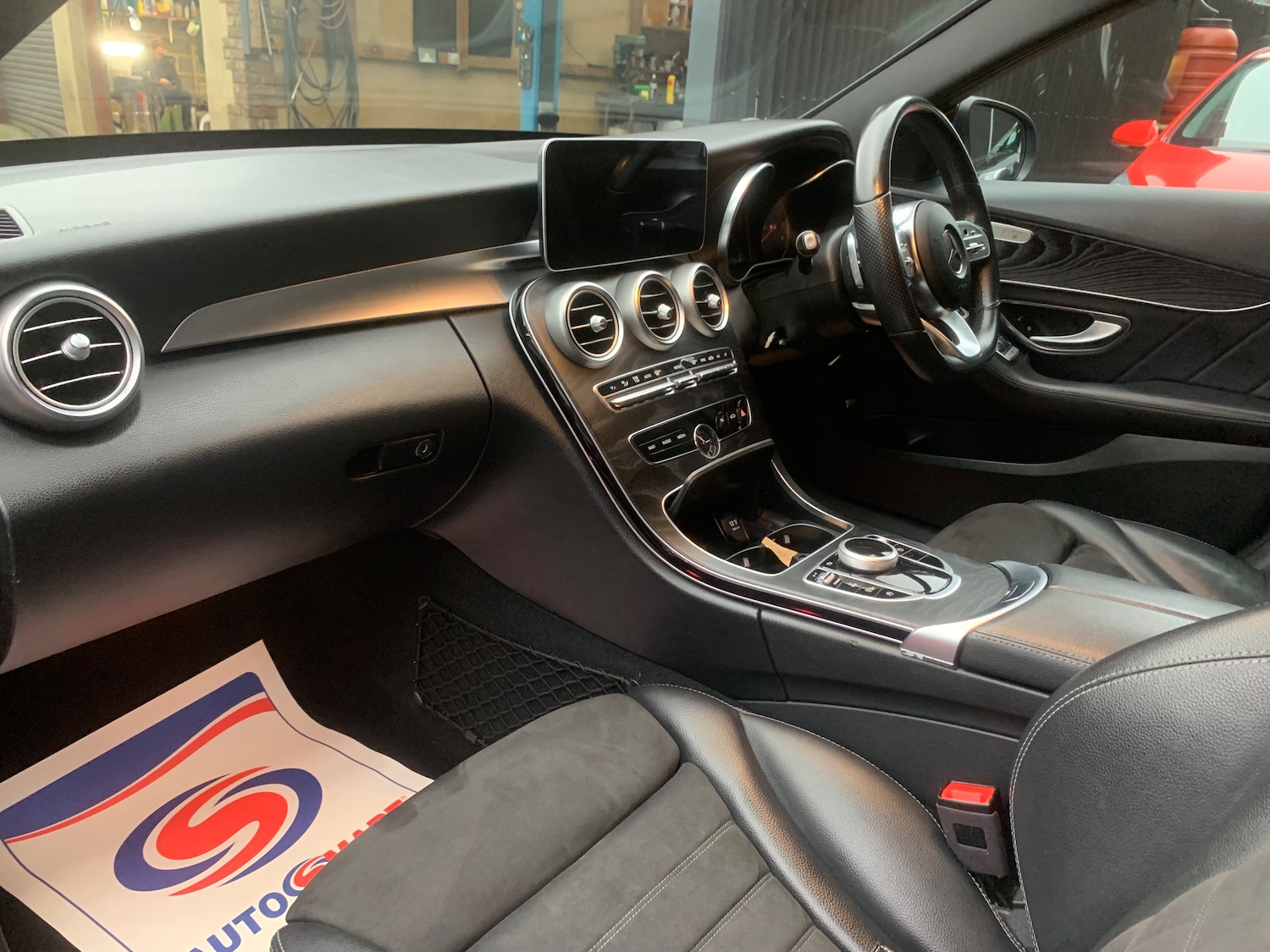 Used Mercedes-Benz C Class 2019 for sale - 76590665: Photo 28