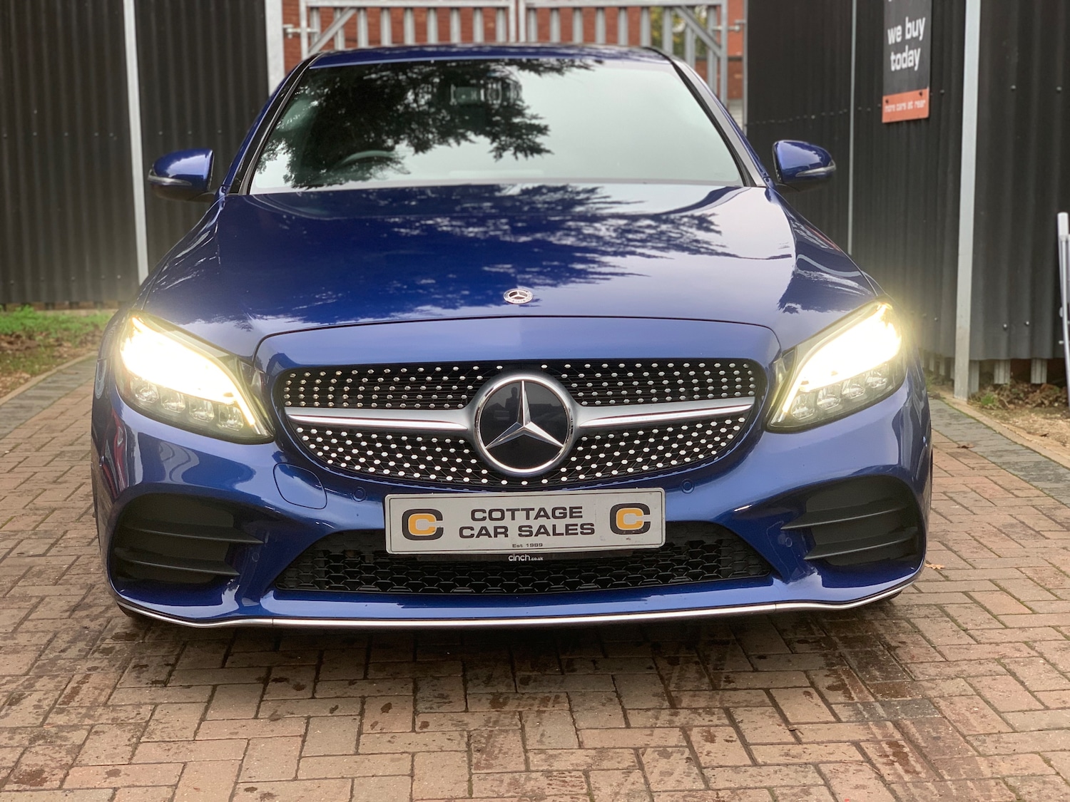 Used Mercedes-Benz C Class 2019 for sale - 76590665: Photo 8