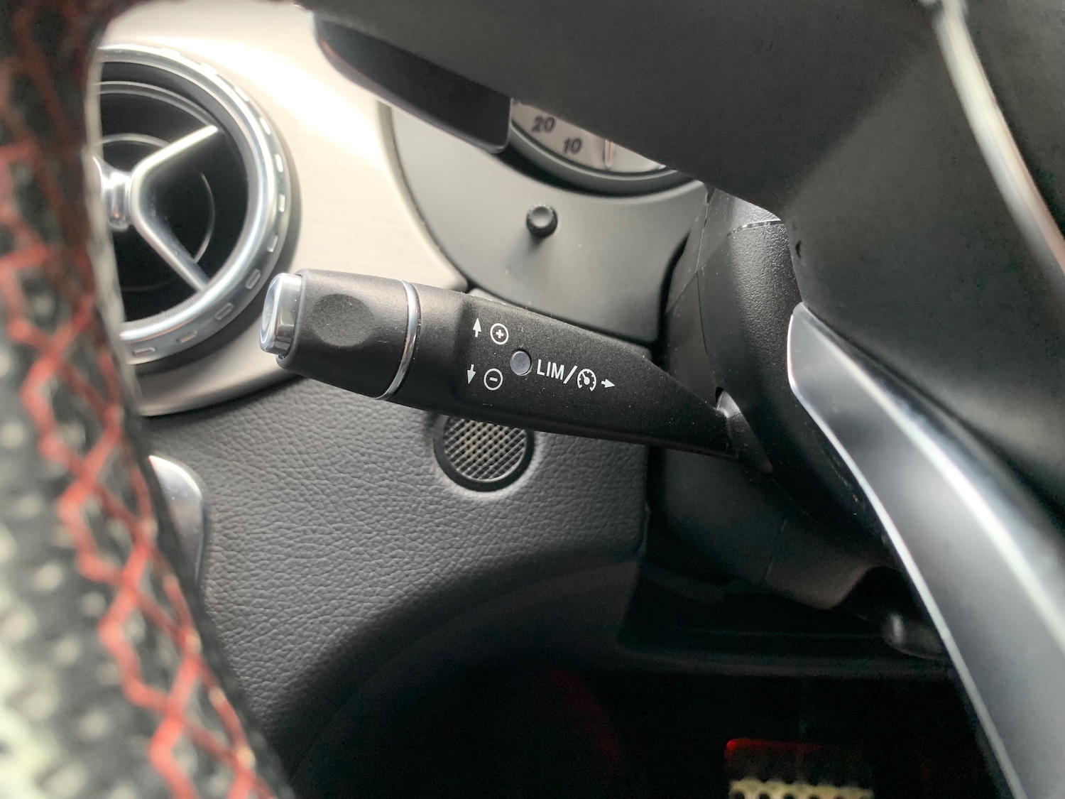 Used Mercedes-Benz GLA 2017 for sale - 76334579: Photo 20