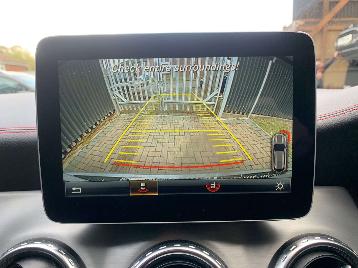 Used Mercedes-Benz GLA 2017 for sale - 76334579: Photo 21