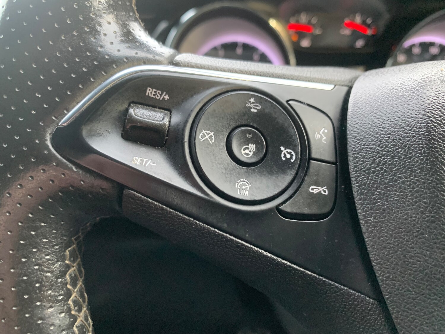 Used Vauxhall Insignia 2019 for sale - 77557337: Photo 16