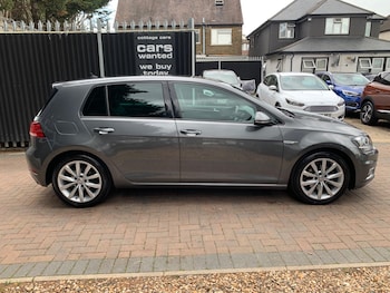 Used Volkswagen Golf 2018 for sale - 76067303: Photo 3