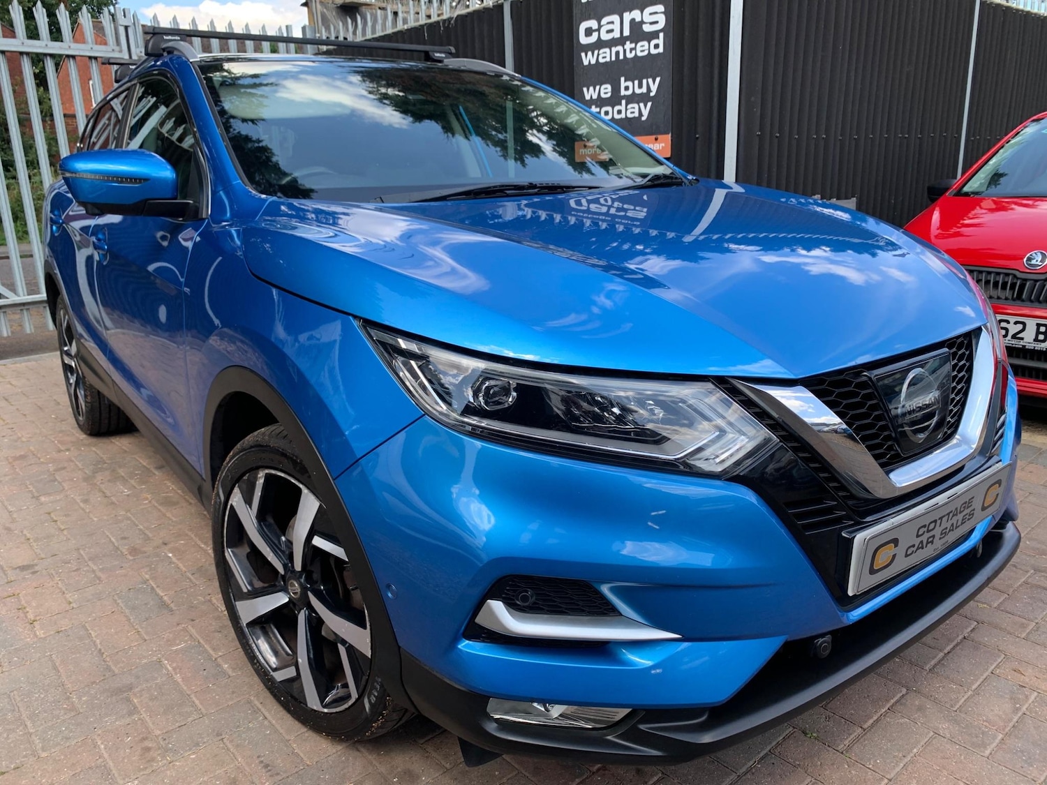 Used Nissan Qashqai 2017 for sale - 76067302: Photo 1