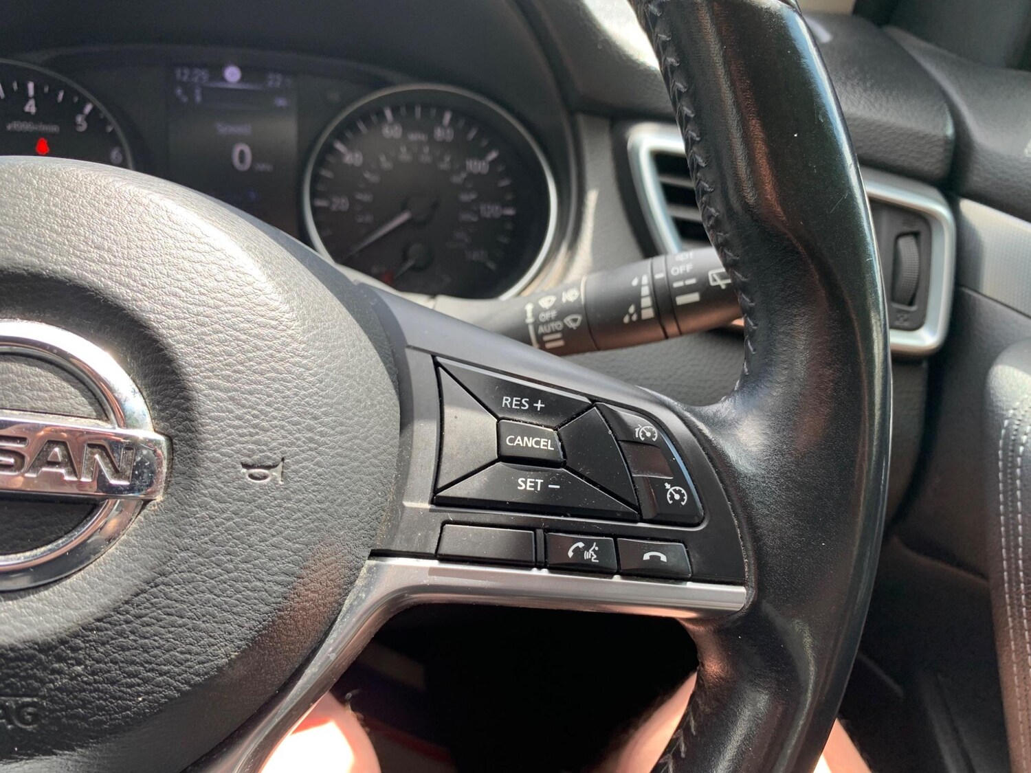 Used Nissan Qashqai 2017 for sale - 76067302: Photo 14