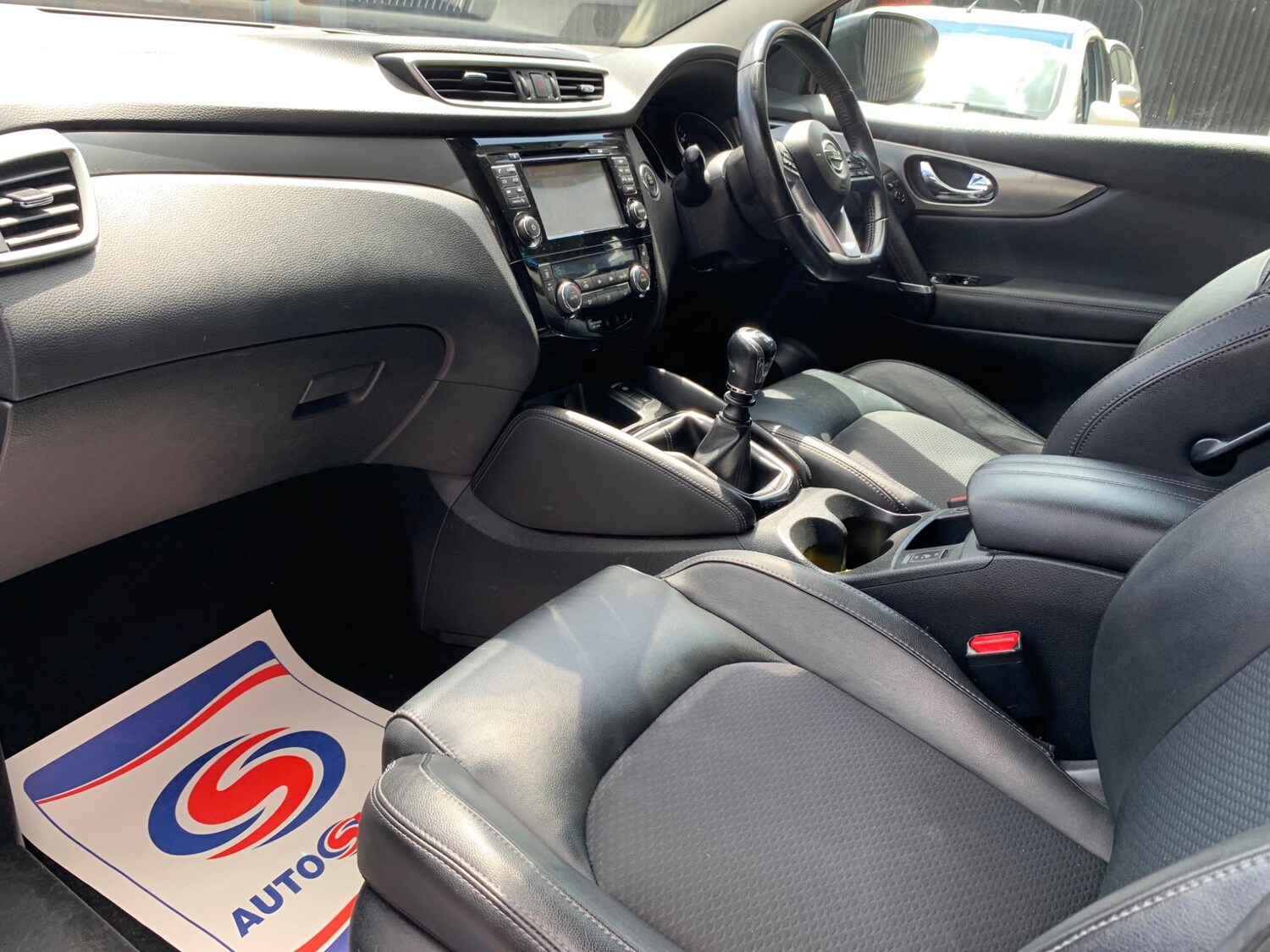 Used Nissan Qashqai 2017 for sale - 76067302: Photo 23