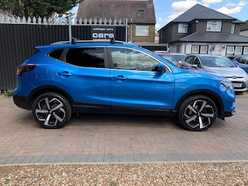 Used Nissan Qashqai 2017 for sale - 76067302: Photo