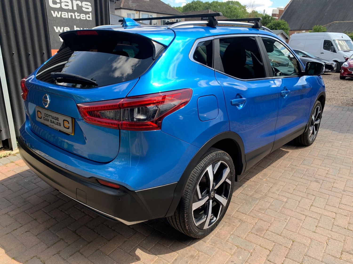 Used Nissan Qashqai 2017 for sale - 76067302: Photo 4