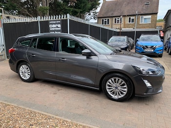 Used Ford Focus 2020 for sale - 76067306: Photo 3
