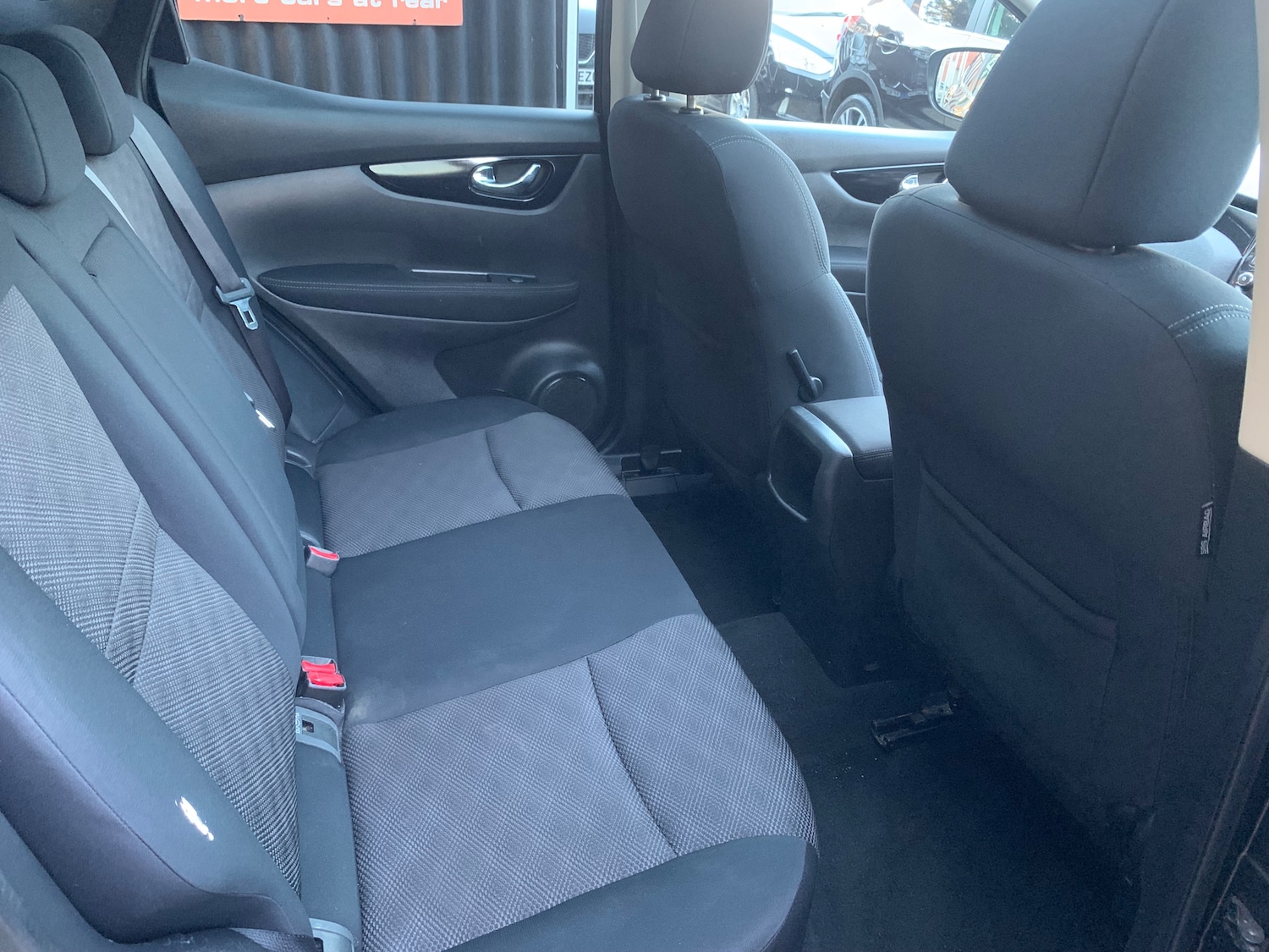 Used Nissan Qashqai 2015 for sale - 76641659: Photo 19