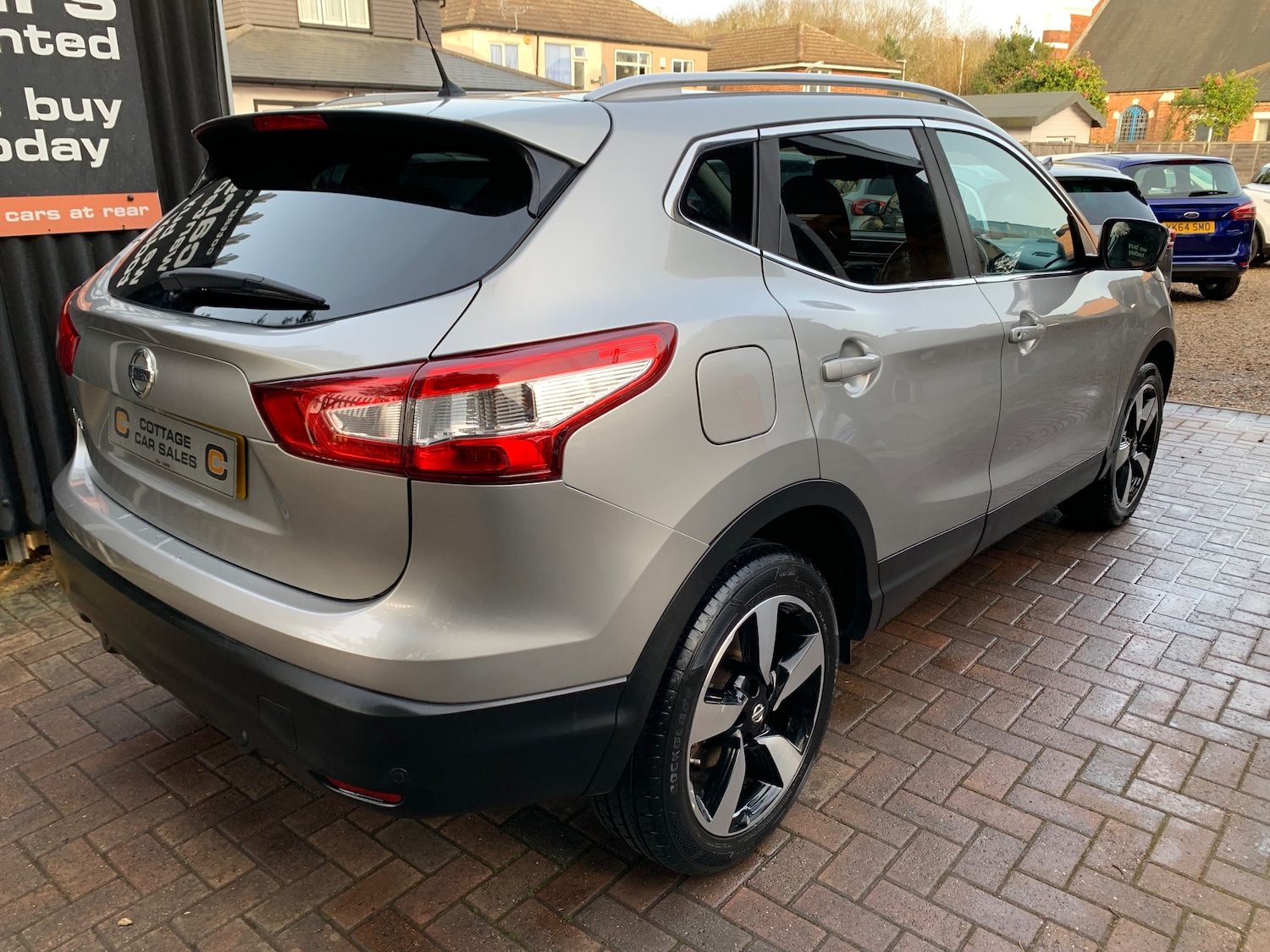 Used Nissan Qashqai 2016 for sale - 77764265: Photo 3