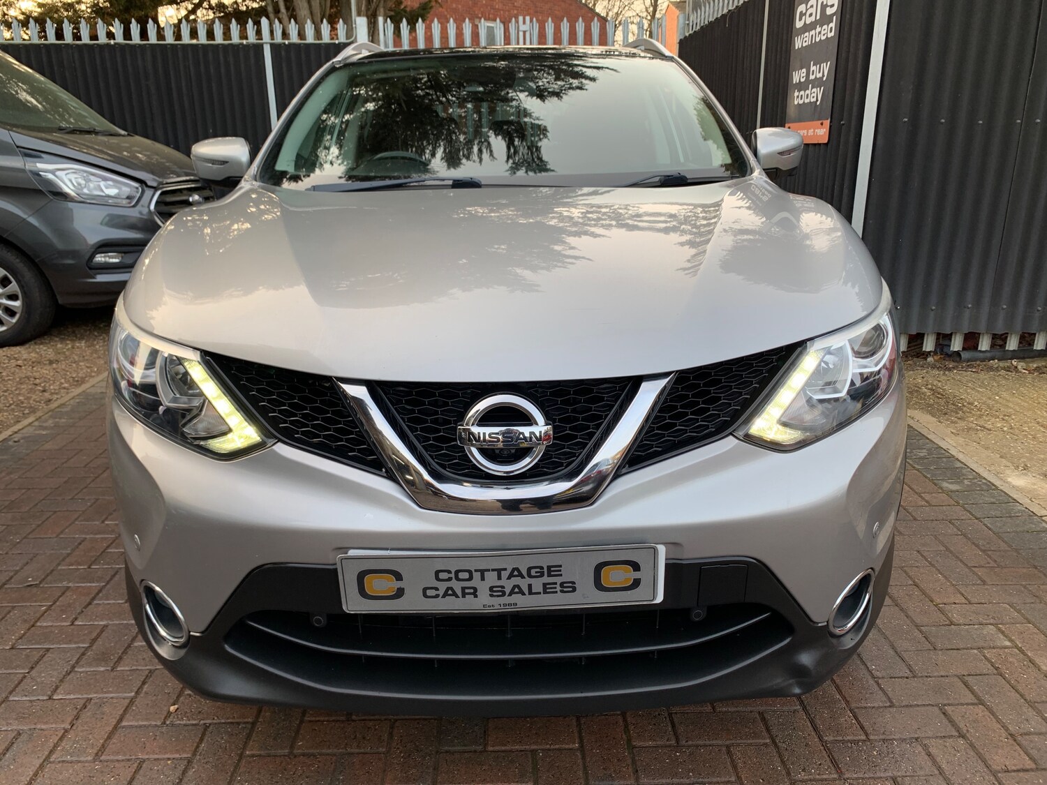 Used Nissan Qashqai 2016 for sale - 77764265: Photo 7