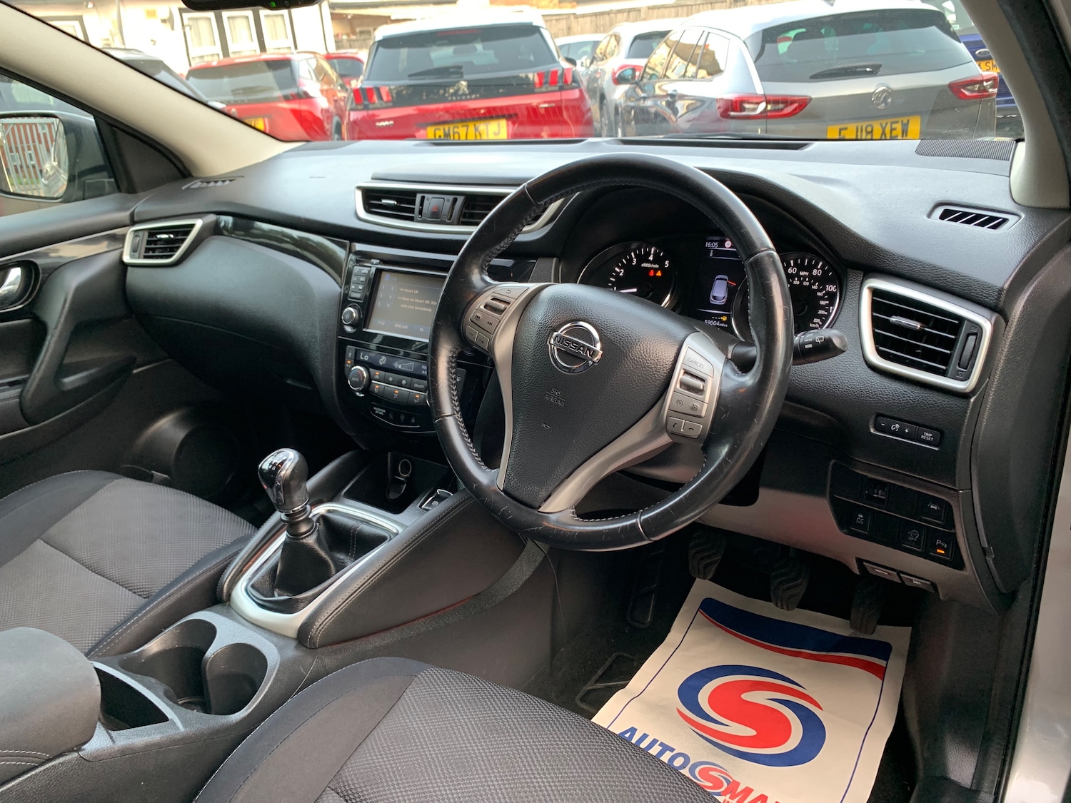 Used Nissan Qashqai 2016 for sale - 77764265: Photo 9