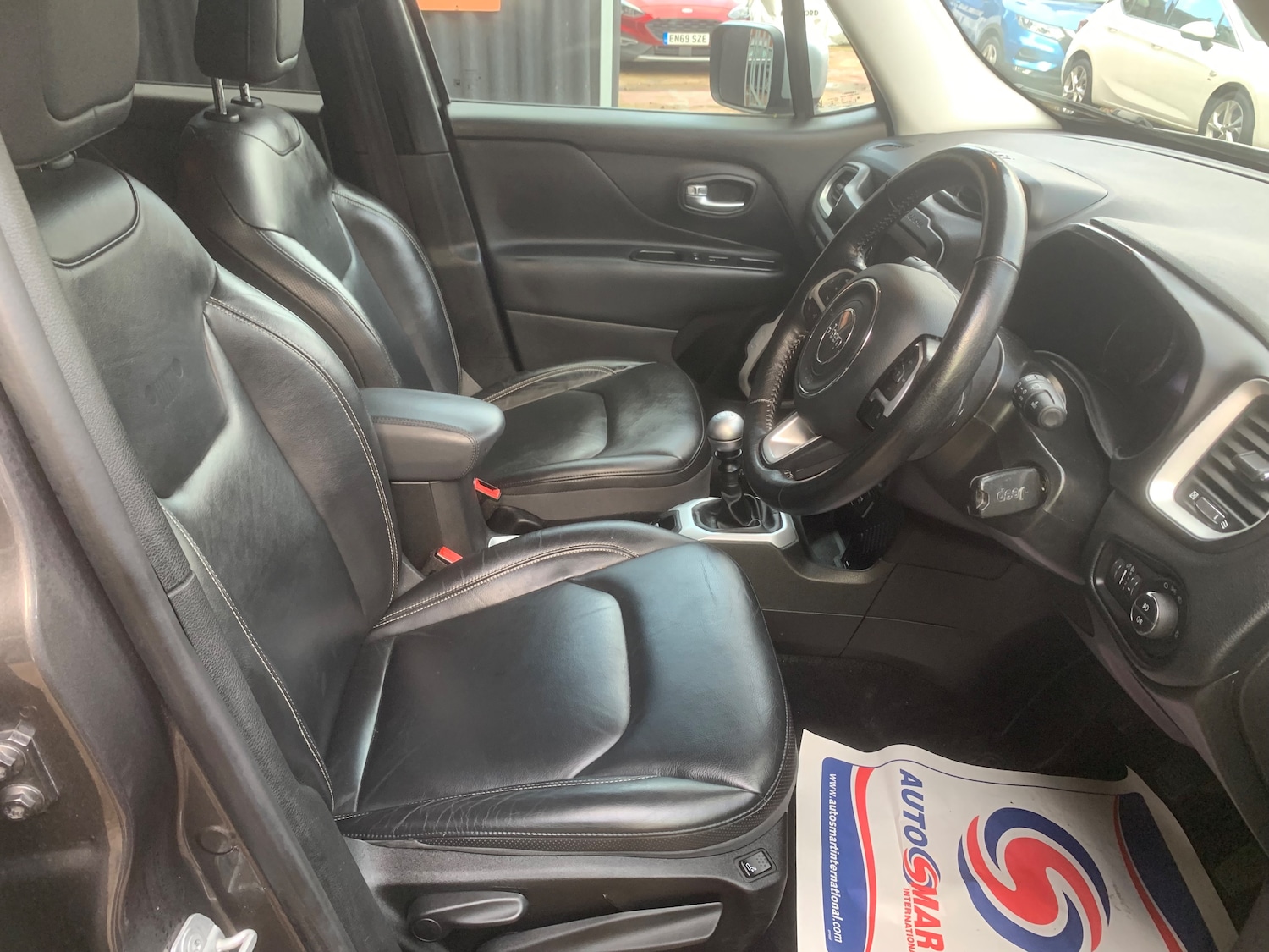 Used Jeep Renegade 2018 for sale - 76697801: Photo 8