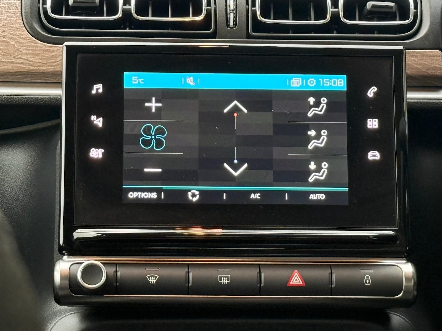 Used Citroen C3 2023 for sale - 76872365: Photo 27