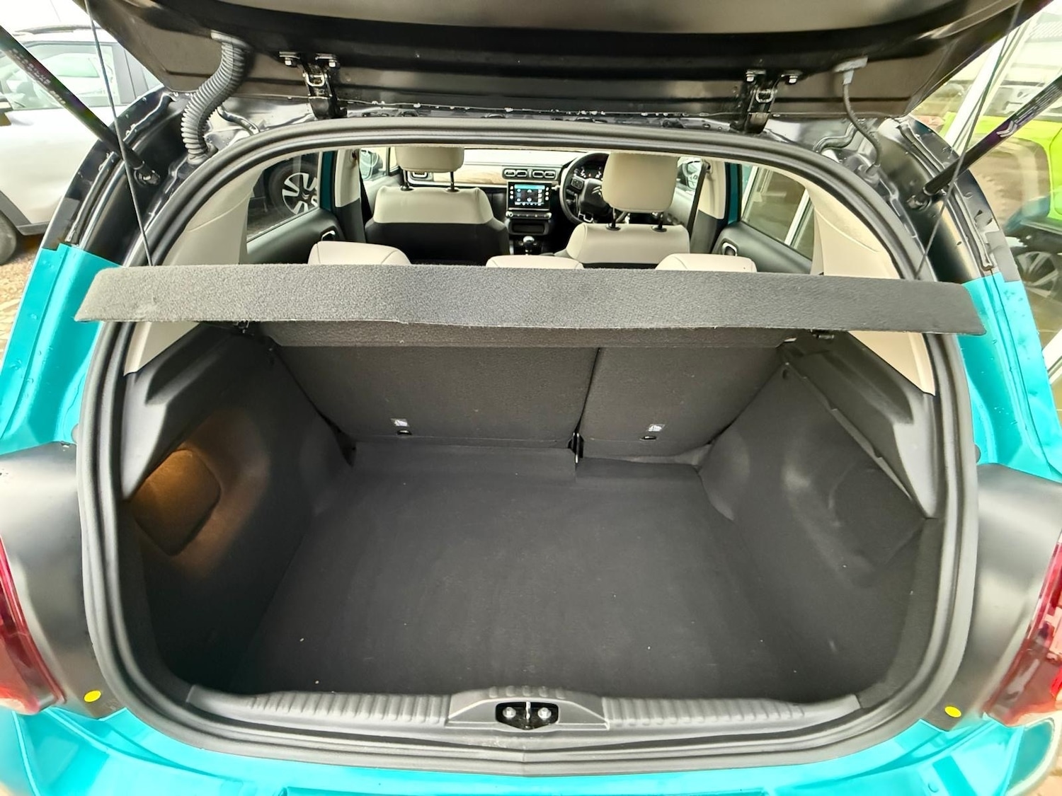 Used Citroen C3 2023 for sale - 76872365: Photo 34