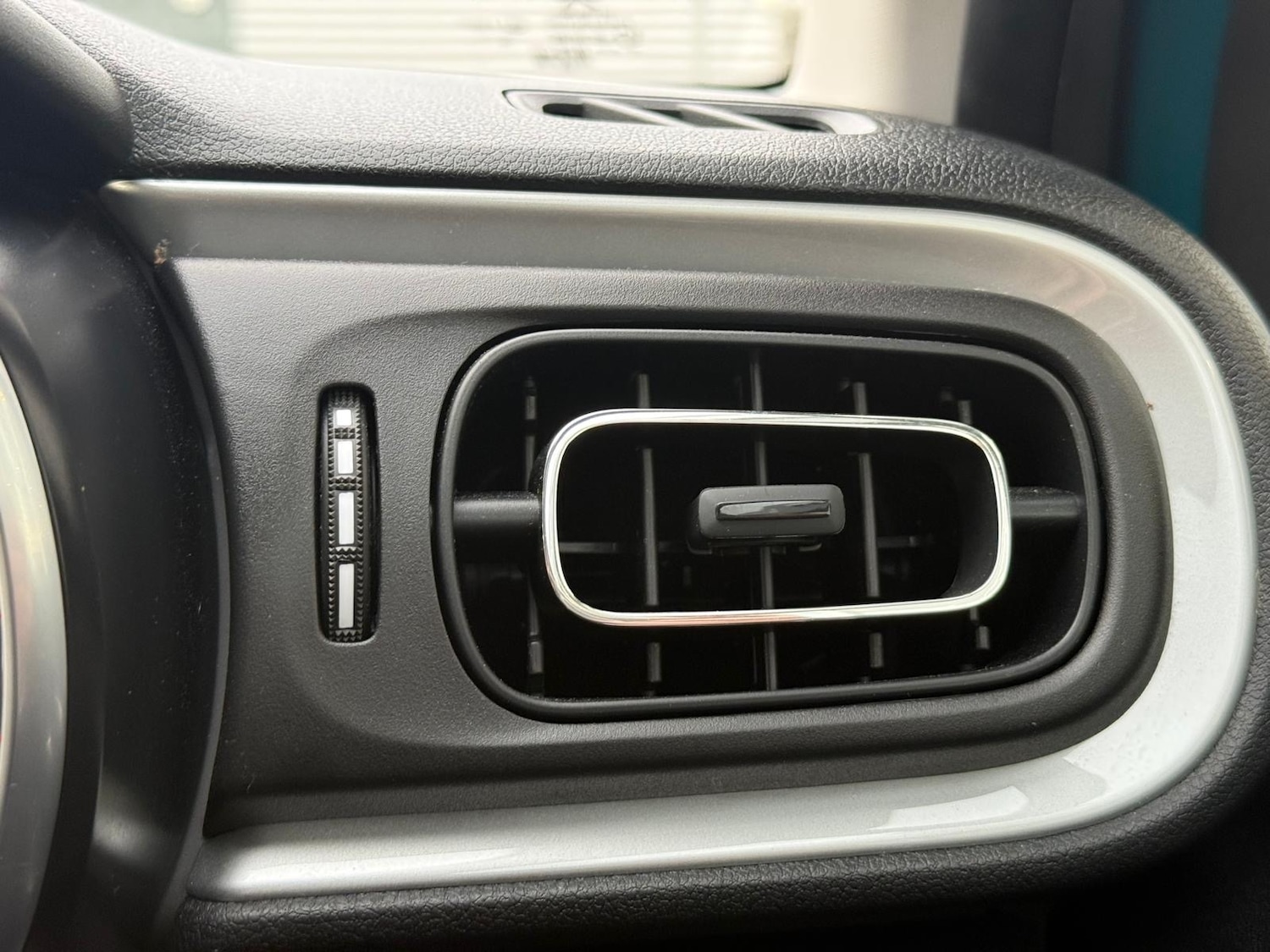 Used Citroen C3 2023 for sale - 76872365: Photo 39