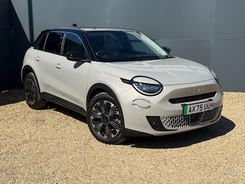 Used Fiat 600 2026 for sale - 77588529: Photo