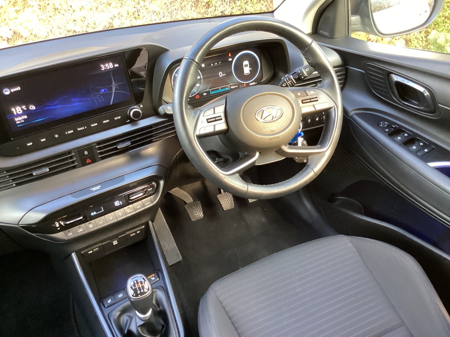 Used Hyundai i20 2021 for sale - 76914998: Photo 44