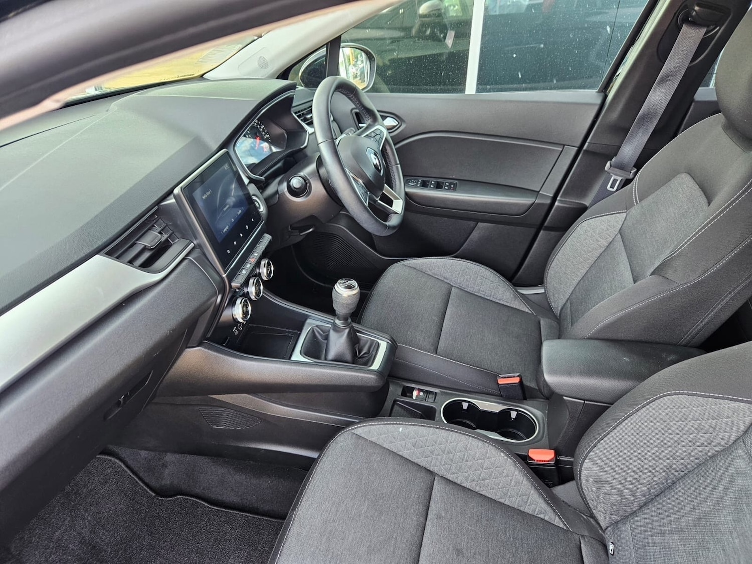 Used Renault Captur 2022 for sale - 76533829: Photo 16