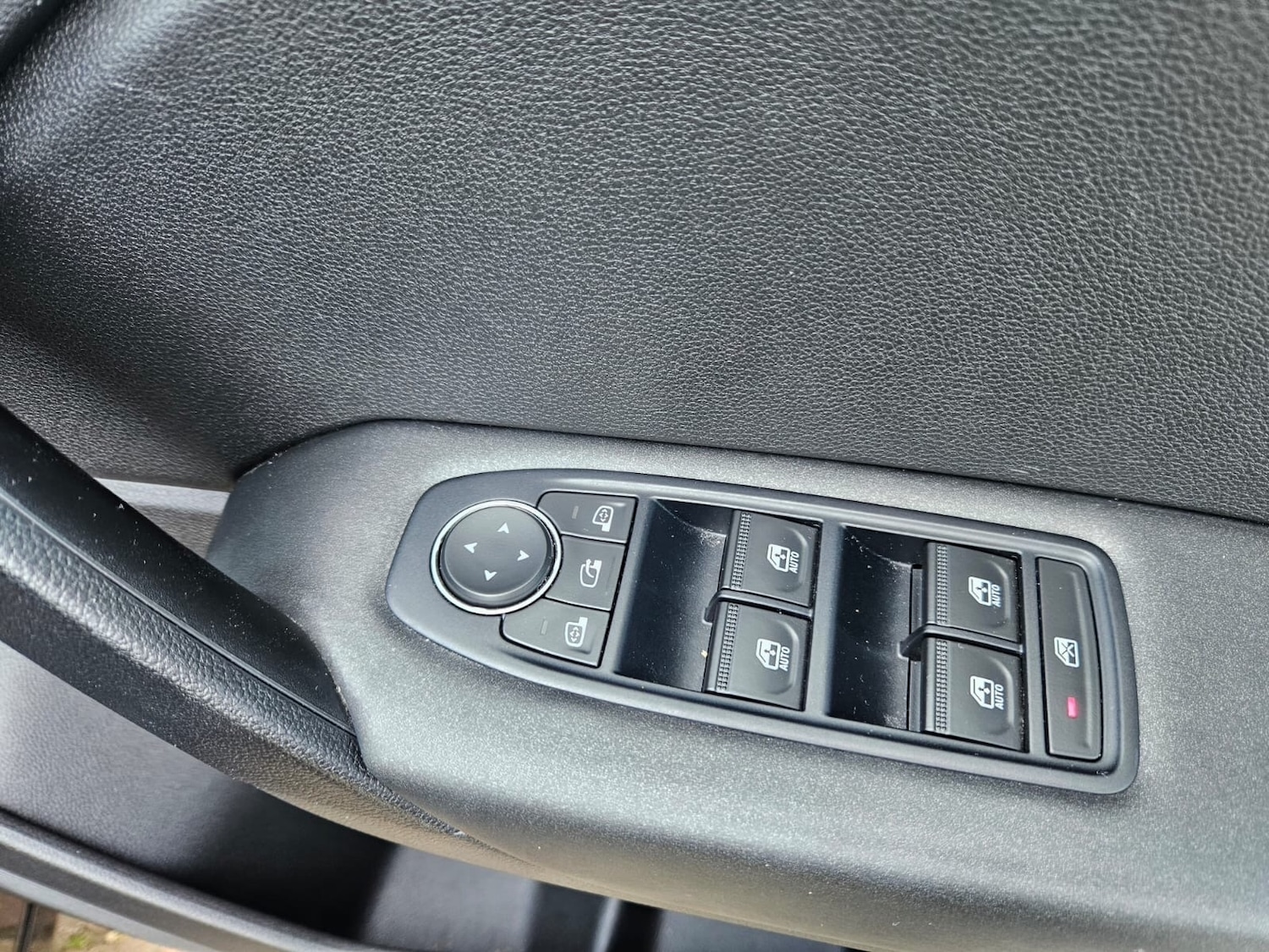 Used Renault Captur 2022 for sale - 76533829: Photo 23