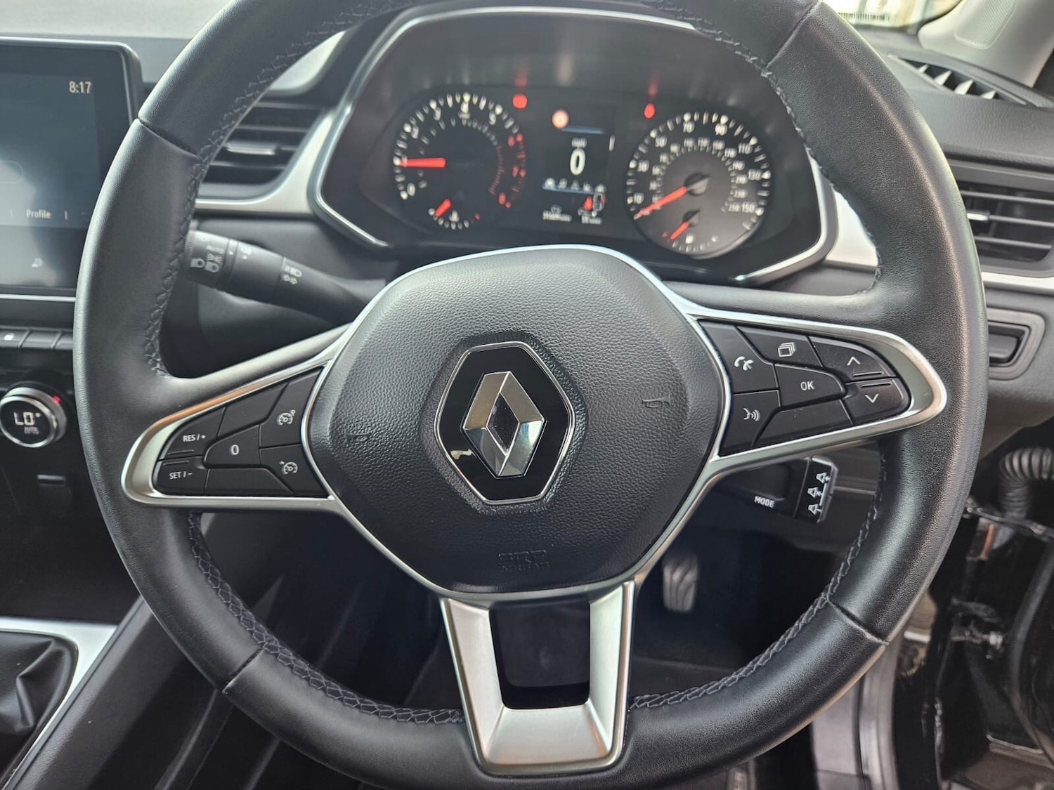 Used Renault Captur 2022 for sale - 76533829: Photo 25