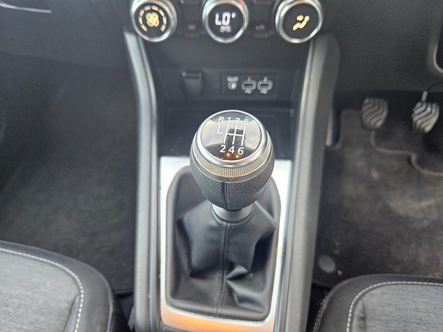 Used Renault Captur 2022 for sale - 76533829: Photo 29