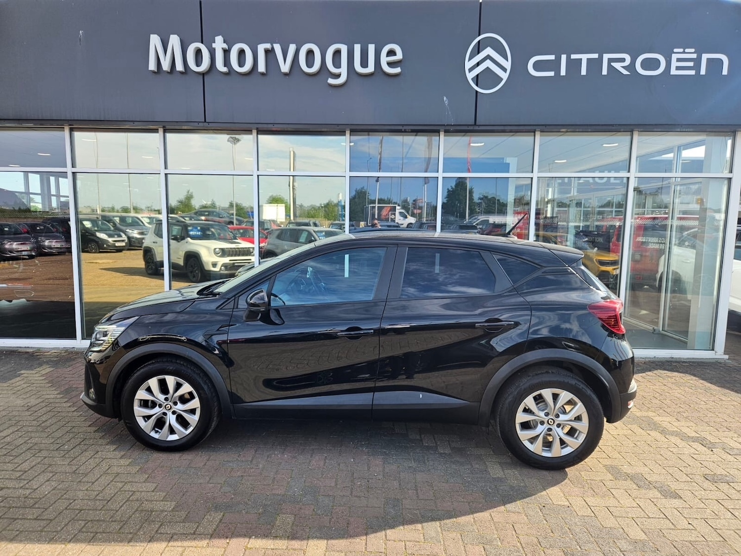 Used Renault Captur 2022 for sale - 76533829: Photo 6