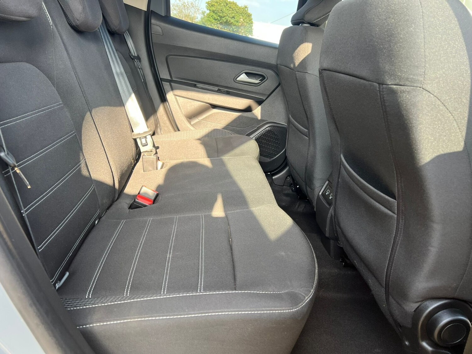 Used Dacia Duster 2023 for sale - 77927380: Photo 24