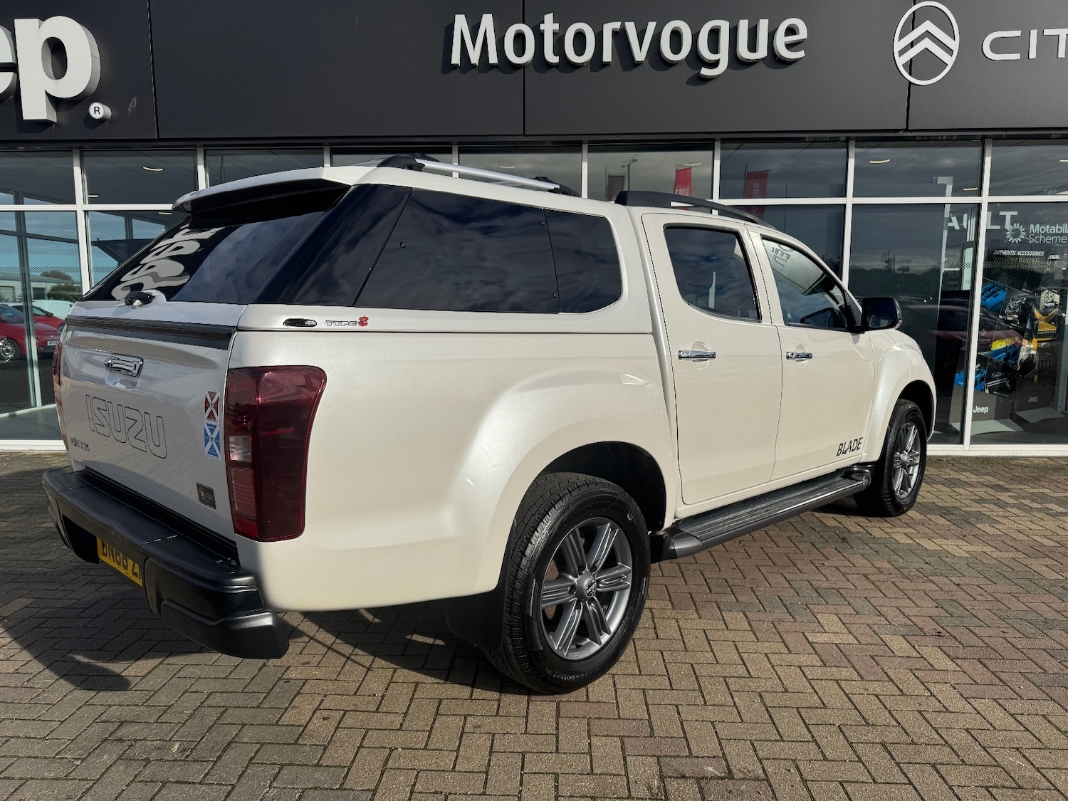 Used Isuzu D-Max 2018 for sale - 76350797: Photo 10