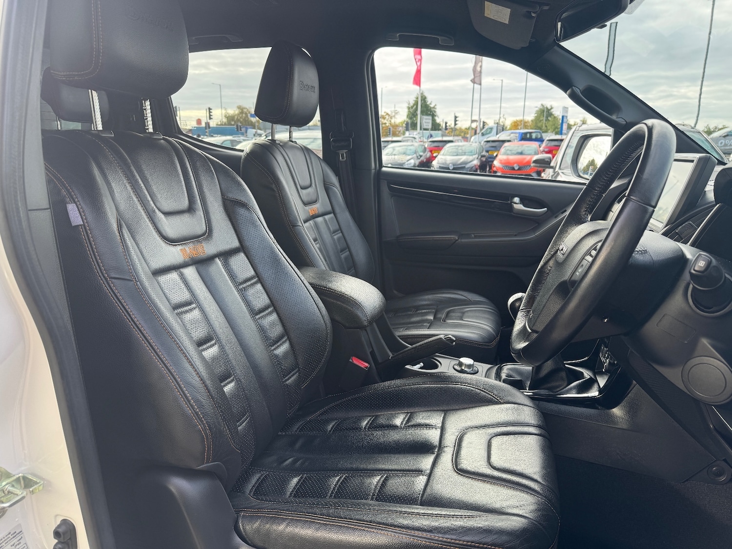 Used Isuzu D-Max 2018 for sale - 76350797: Photo 26