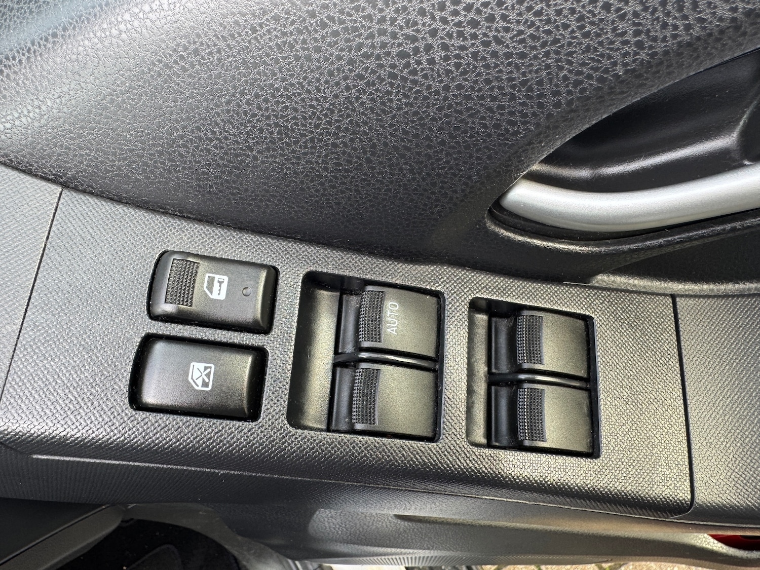 Used Isuzu D-Max 2018 for sale - 76350797: Photo 30