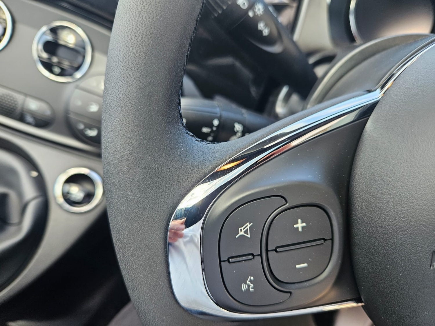 Used Fiat 500 2024 for sale - 76868828: Photo 28