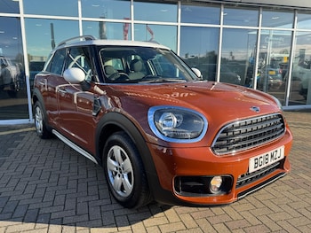 Used MINI Countryman 2018 for sale - 76361758: Photo