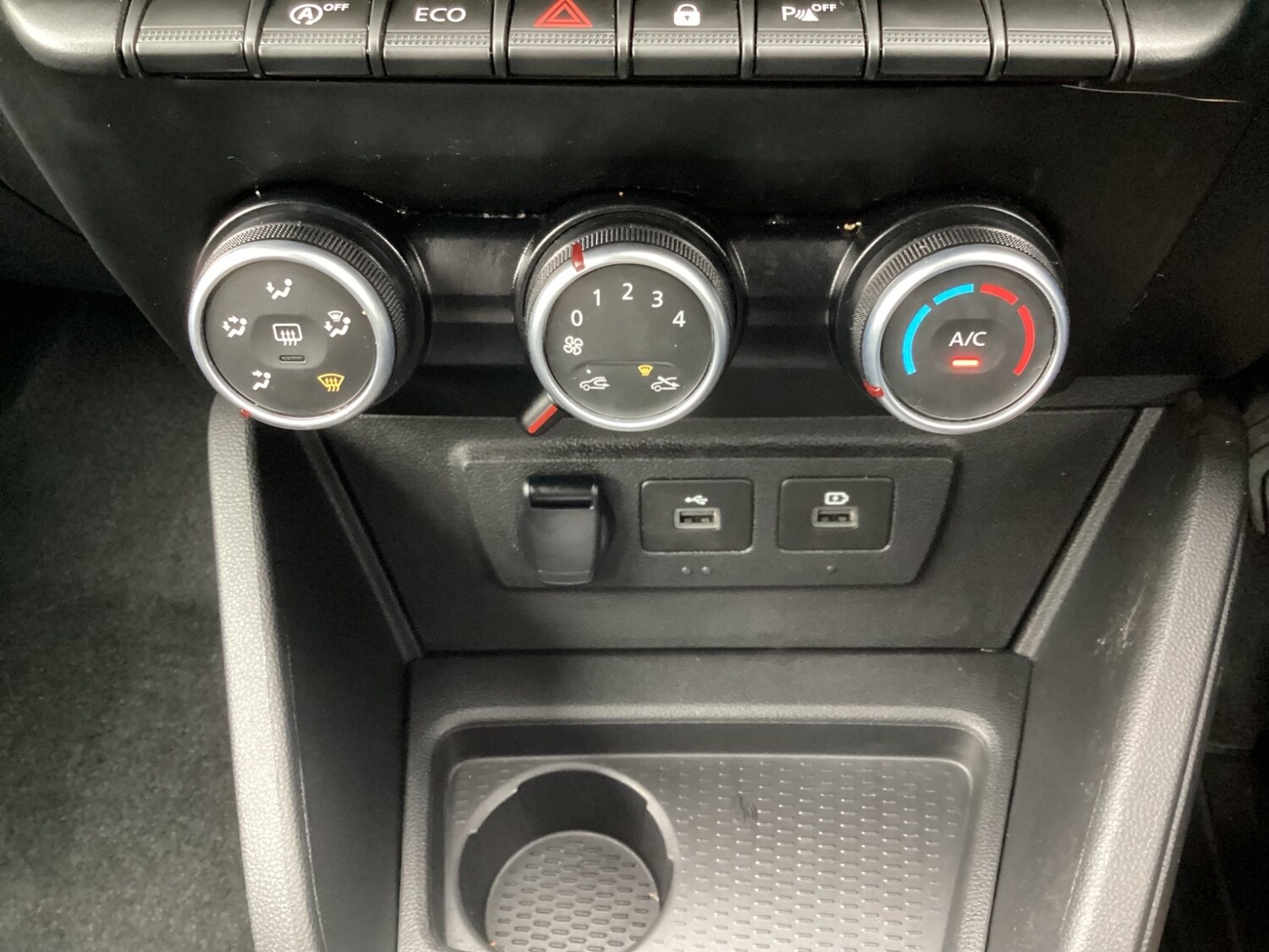 Used Dacia Duster 2023 for sale - 76717308: Photo 35