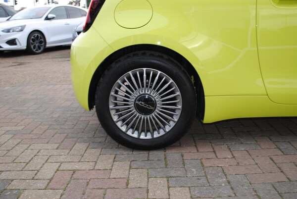 Used Fiat 500 2024 for sale - 75354715: Photo 11