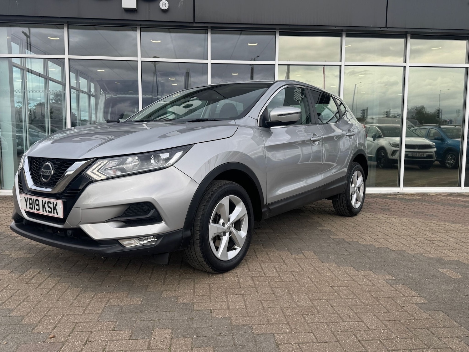 Used Nissan Qashqai 2019 for sale - 75902282: Photo 3