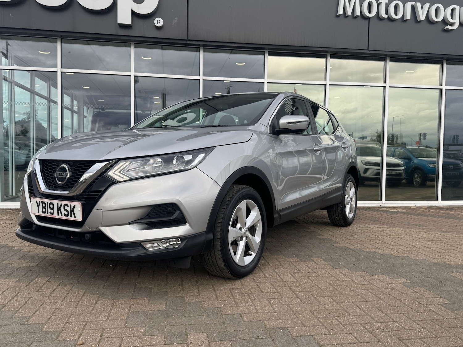 Used Nissan Qashqai 2019 for sale - 75902282: Photo 4