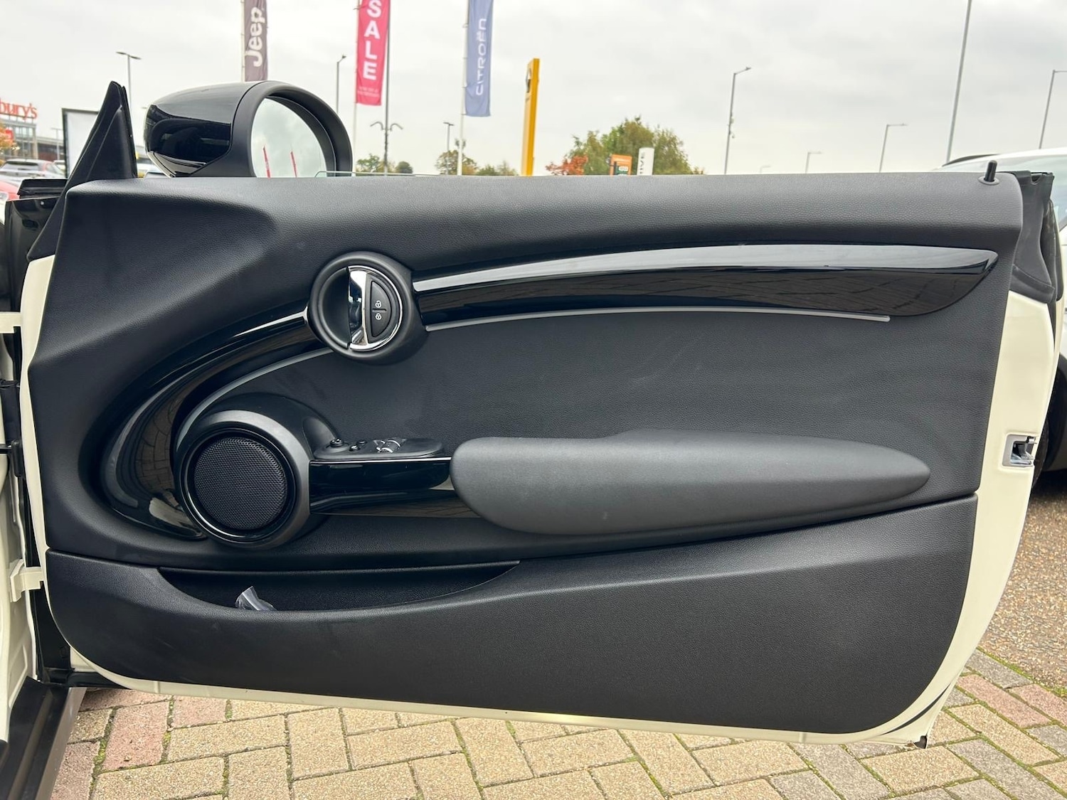 Used MINI Hatch 2021 for sale - 76870110: Photo 11