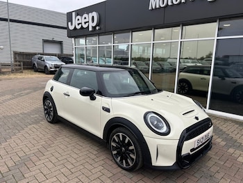 Used MINI Hatch 2021 for sale - 76870110: Photo