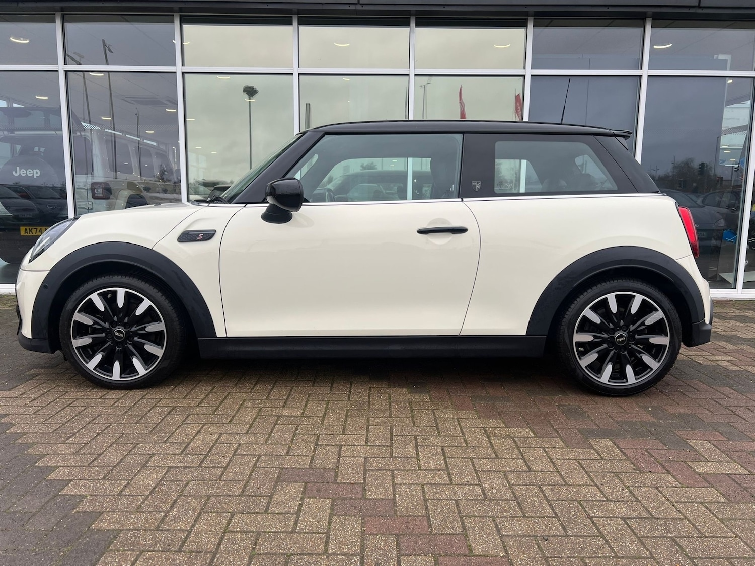 Used MINI Hatch 2021 for sale - 76870110: Photo 43