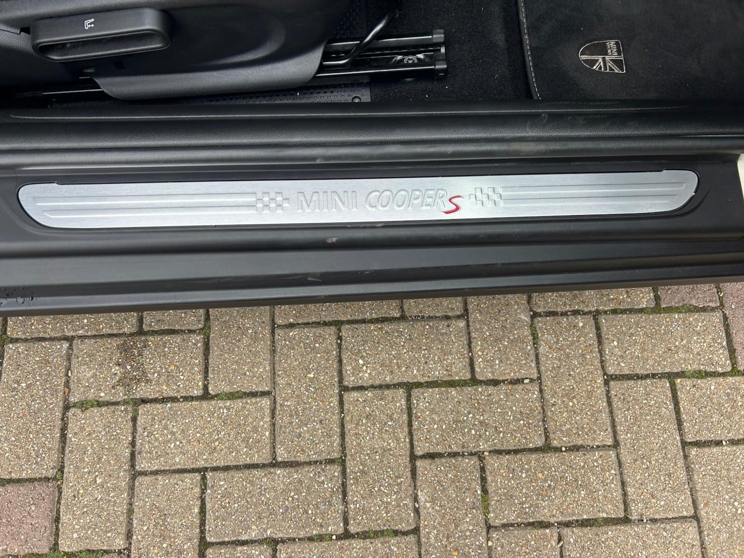 Used MINI Hatch 2021 for sale - 76870110: Photo 9