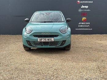 Used Fiat 600 2026 for sale - 77627542: Photo