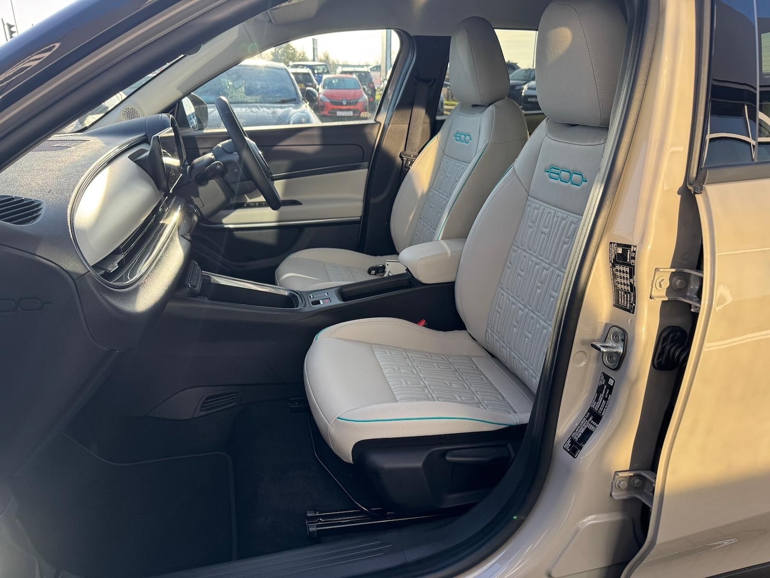 Used Fiat 600 2025 for sale - 76869045: Photo 45