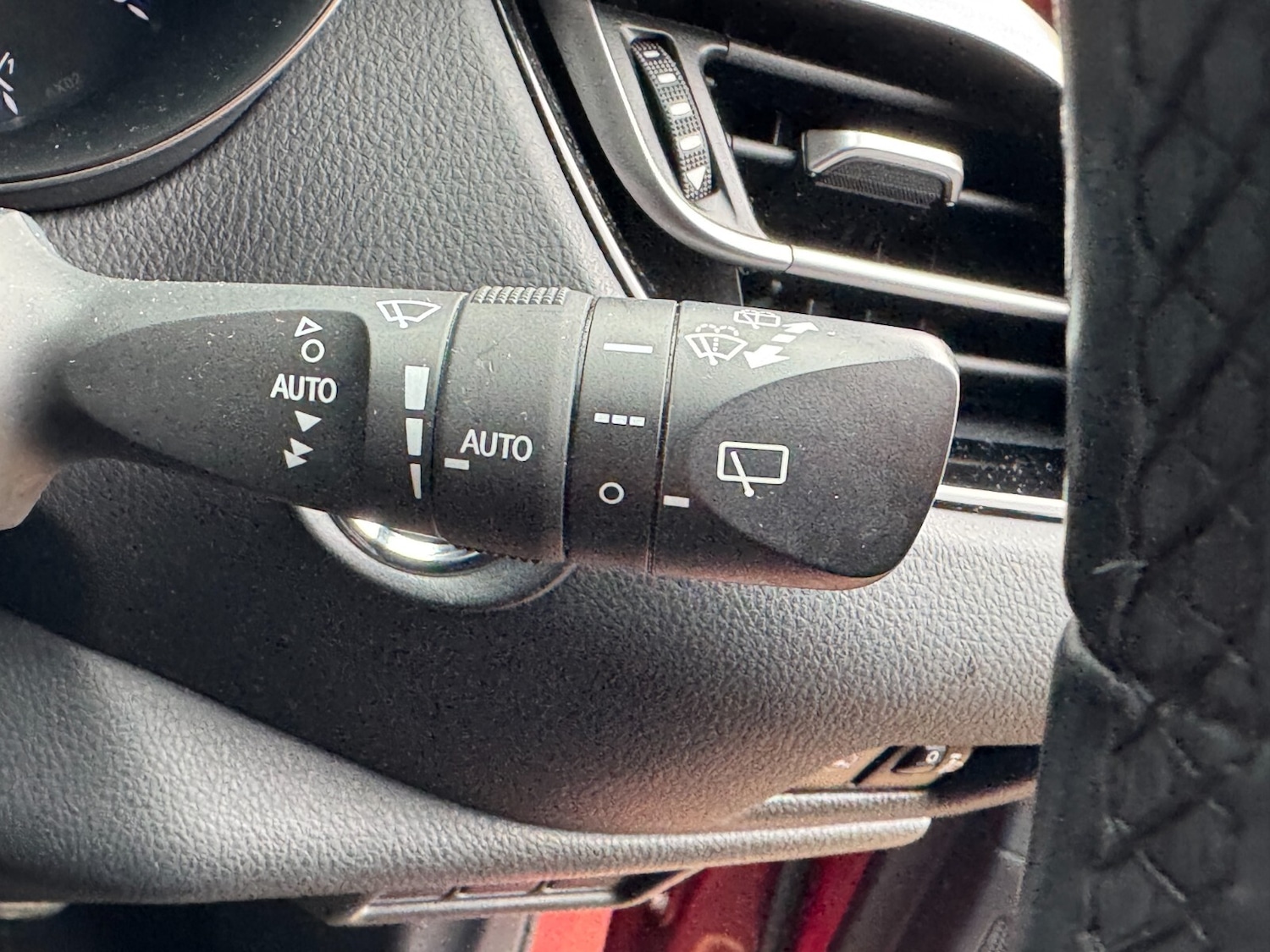 Used Toyota C-HR 2019 for sale - 77803765: Photo 29