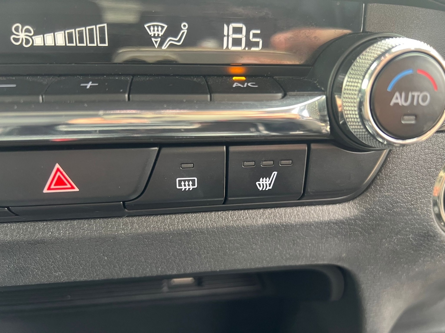 Used Mazda CX-30 2021 for sale - 76869926: Photo 28