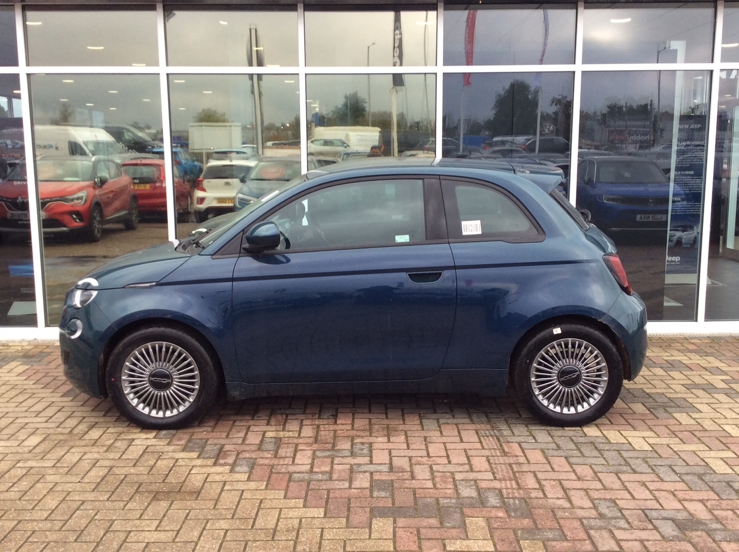 Used Fiat 500 2023 for sale - 76868721: Photo 8