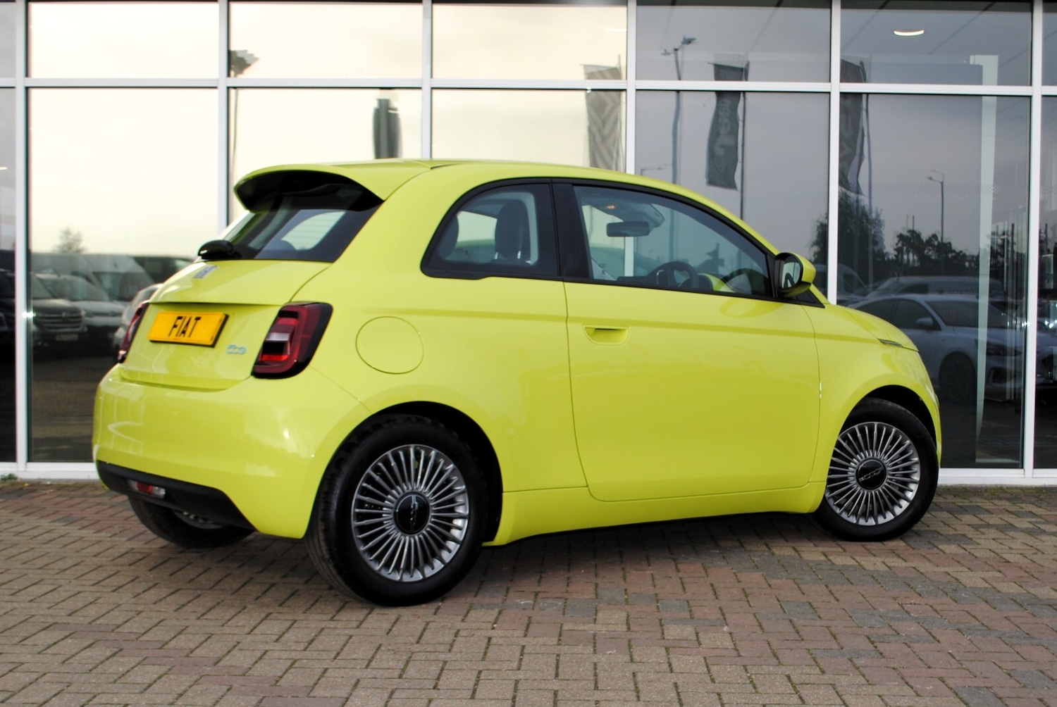 Used Fiat 500 2024 for sale - 76868940: Photo 9