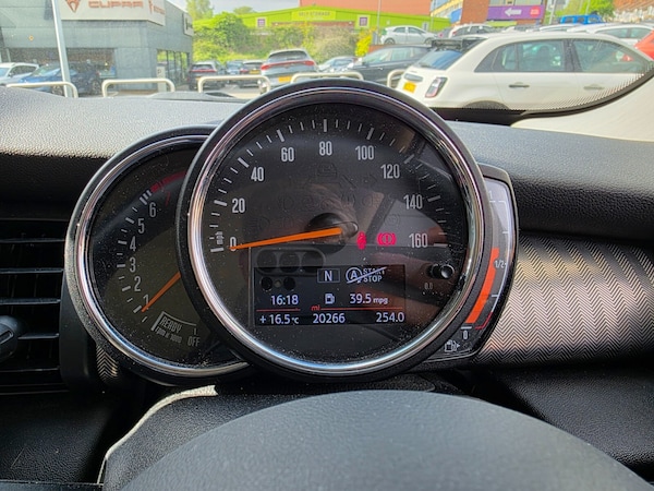 Used MINI Hatch 2020 for sale - 75558872: Photo 13